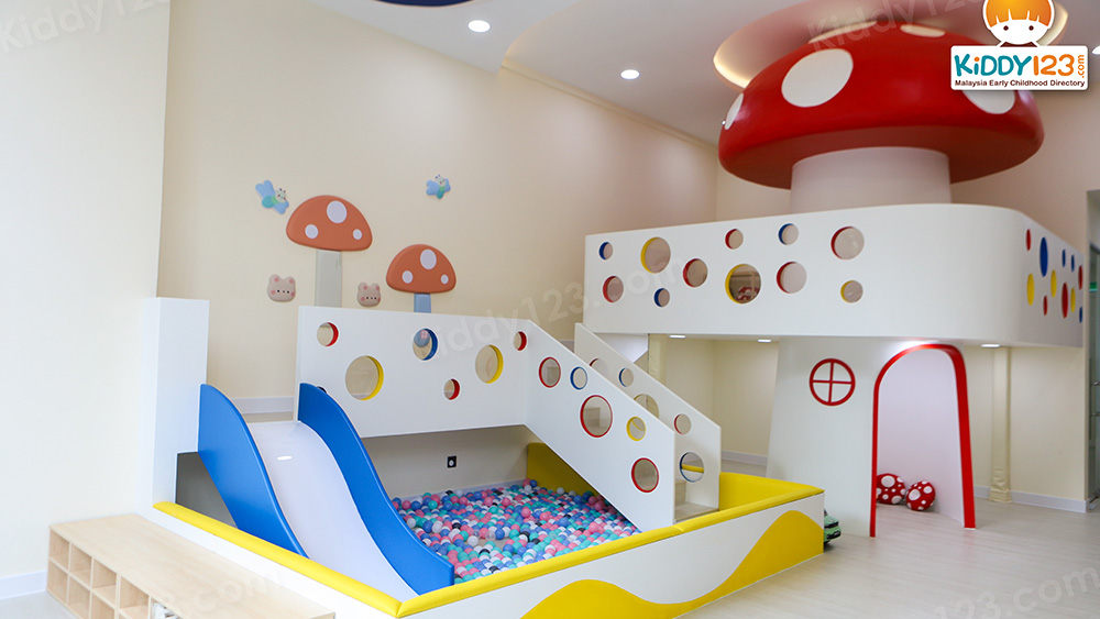 Midorie Preschool, Arkadia